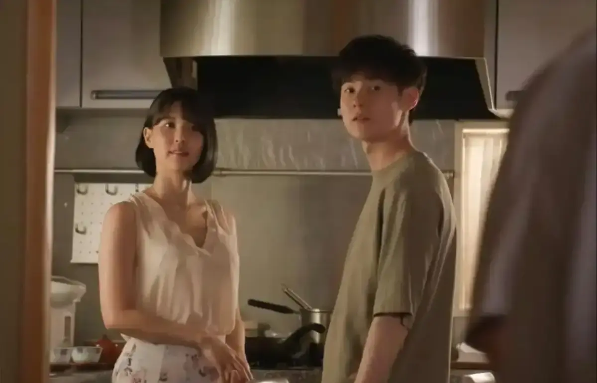 韩国电影《漂亮的女邻居5》HD修复国语中字在线观看-满天星超清完整版免费播放-飞牛影视2026热映