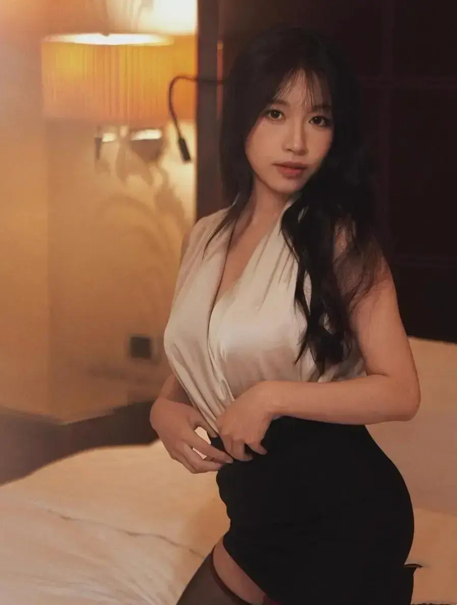 苏畅艾熙双人演绎《小凤新婚》全集-完整版在线免费放送无弹窗-免登录极速秒存高清播放-小凤新婚无删减无套路观看