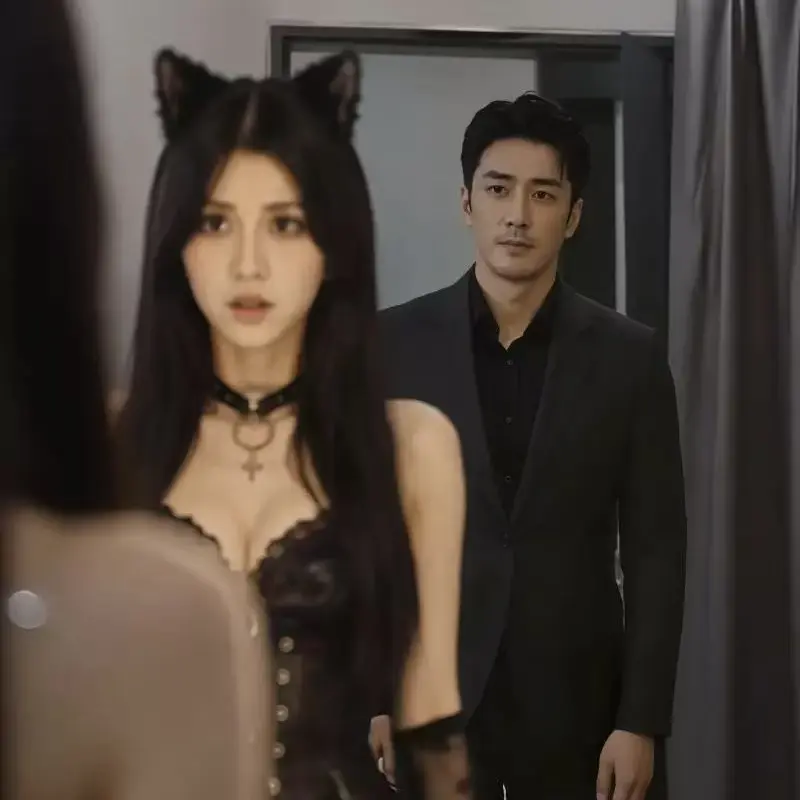 《不能碰的猫耳女下属的秘密》AI短剧完整版合集-2026都市职场悬疑黑马全网爆火-探寻谜团坚守底线反转追剧-不能碰的猫耳女下属的秘密高清在线看